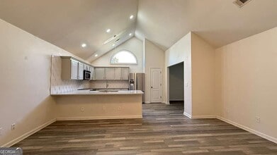 Building Photo - 6423 Grand Hickory Dr