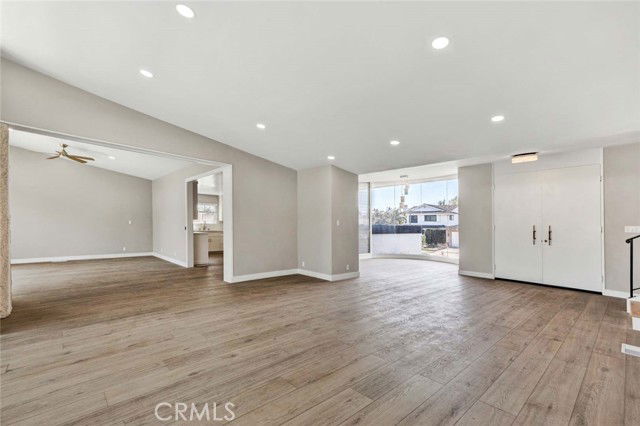 Building Photo - 4338 Fairway Dr