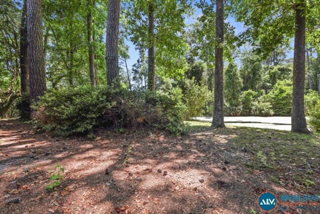 Building Photo - 50 Yacht Cove Dr