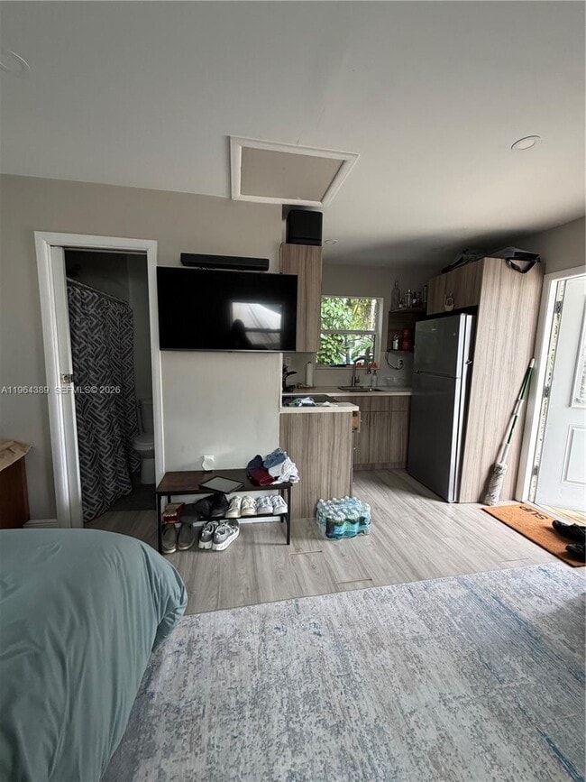 Building Photo - 1246 NE 110th Terrace