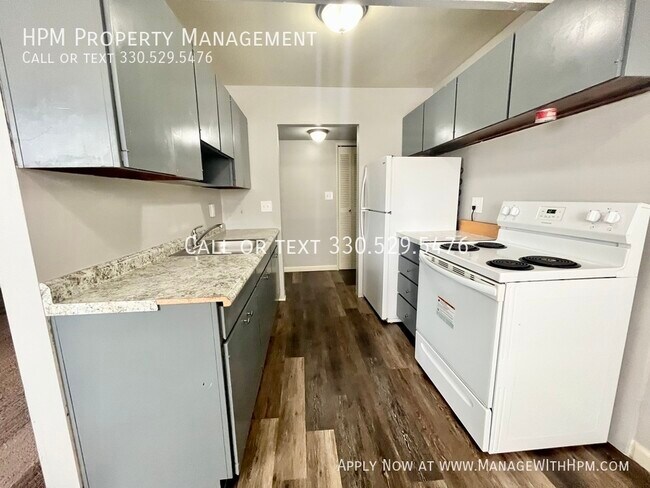 Building Photo - 16210 Maple Heights Blvd