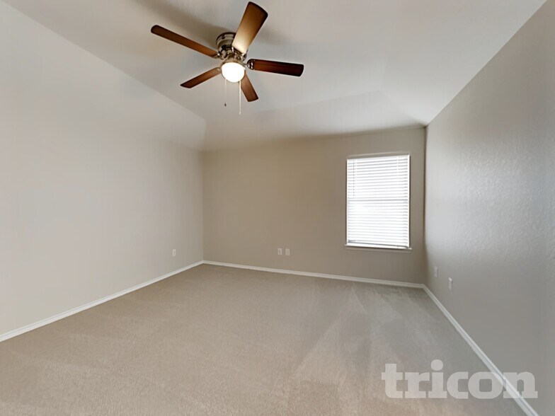 Building Photo - 3802 Bogie Way