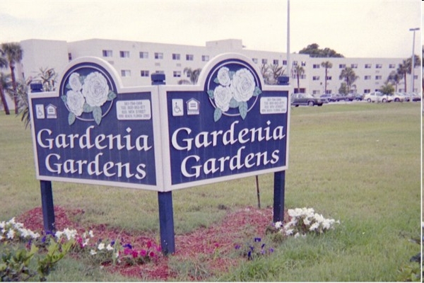 Building Photo - Gardenia Gardens