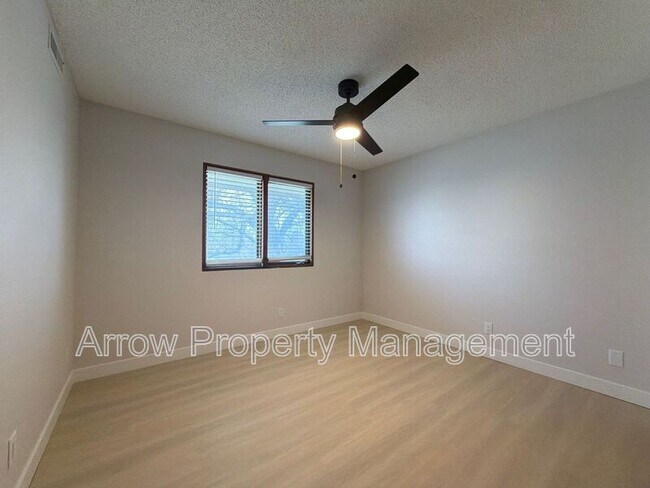 Building Photo - 539 N 24th St