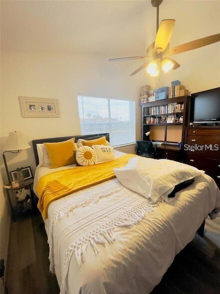 Building Photo - 2500 Woodgate Blvd