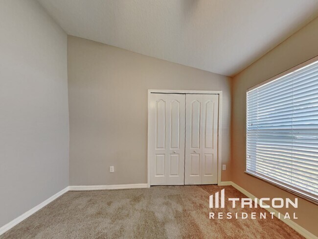 Building Photo - 16668 Myrtle Sand Dr