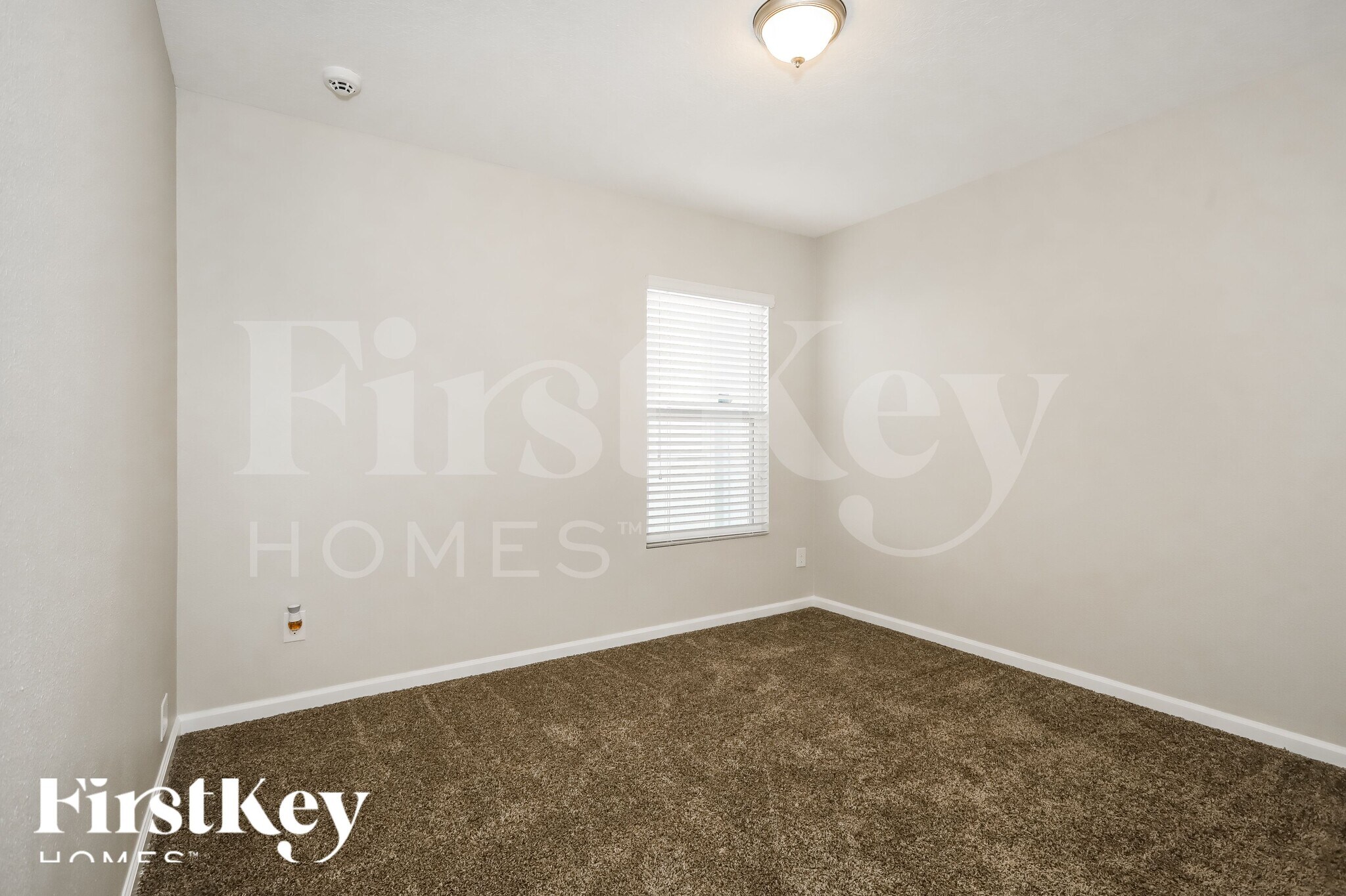 Building Photo - 3414 Canyon Falls Dr