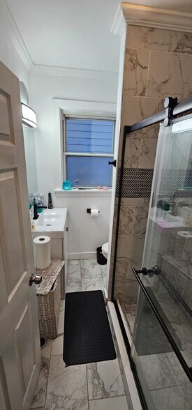 Recently renovated bathroom - 157 N 15th St