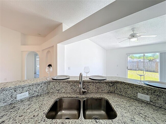 Building Photo - 3155 Atwater Dr