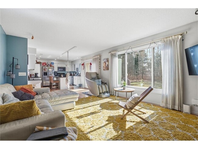 Building Photo - 10427 Brown Farm Cir