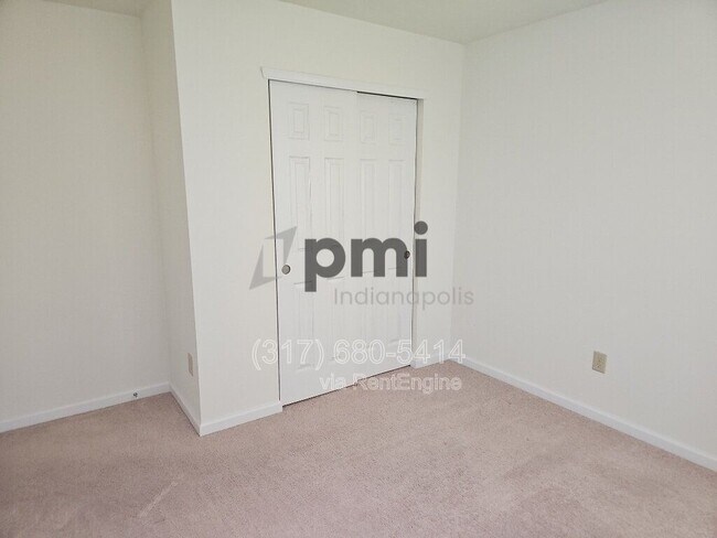 Building Photo - 5240 Castamere Dr