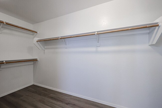 Building Photo - COMING SOON!! Beautiful 4Bed/2.5 bath In San Tan Valley