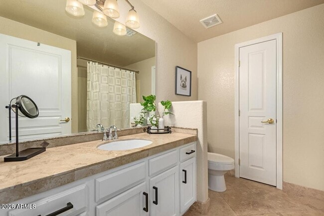Building Photo - 15221 N Clubgate Dr