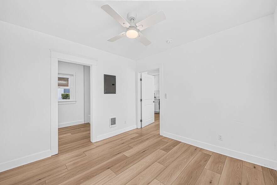 Building Photo - 525 Chestnut Ave