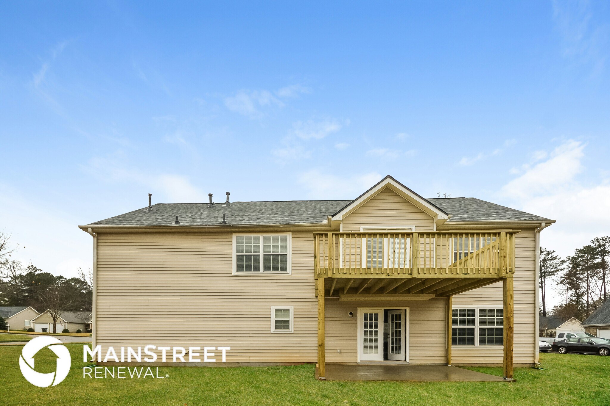 Building Photo - 360 The Gables Dr
