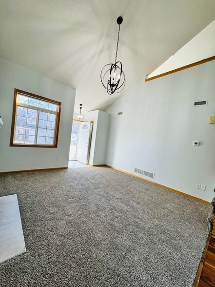 Building Photo - 7425 Wistful Vista Dr