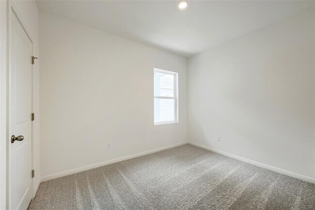Building Photo - 5345 Calluna Dr