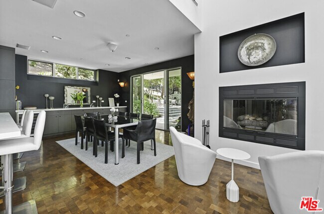 Building Photo - 1500 Rustic Ln