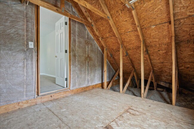 Building Photo - Spacious home in Fernbrook community and J...