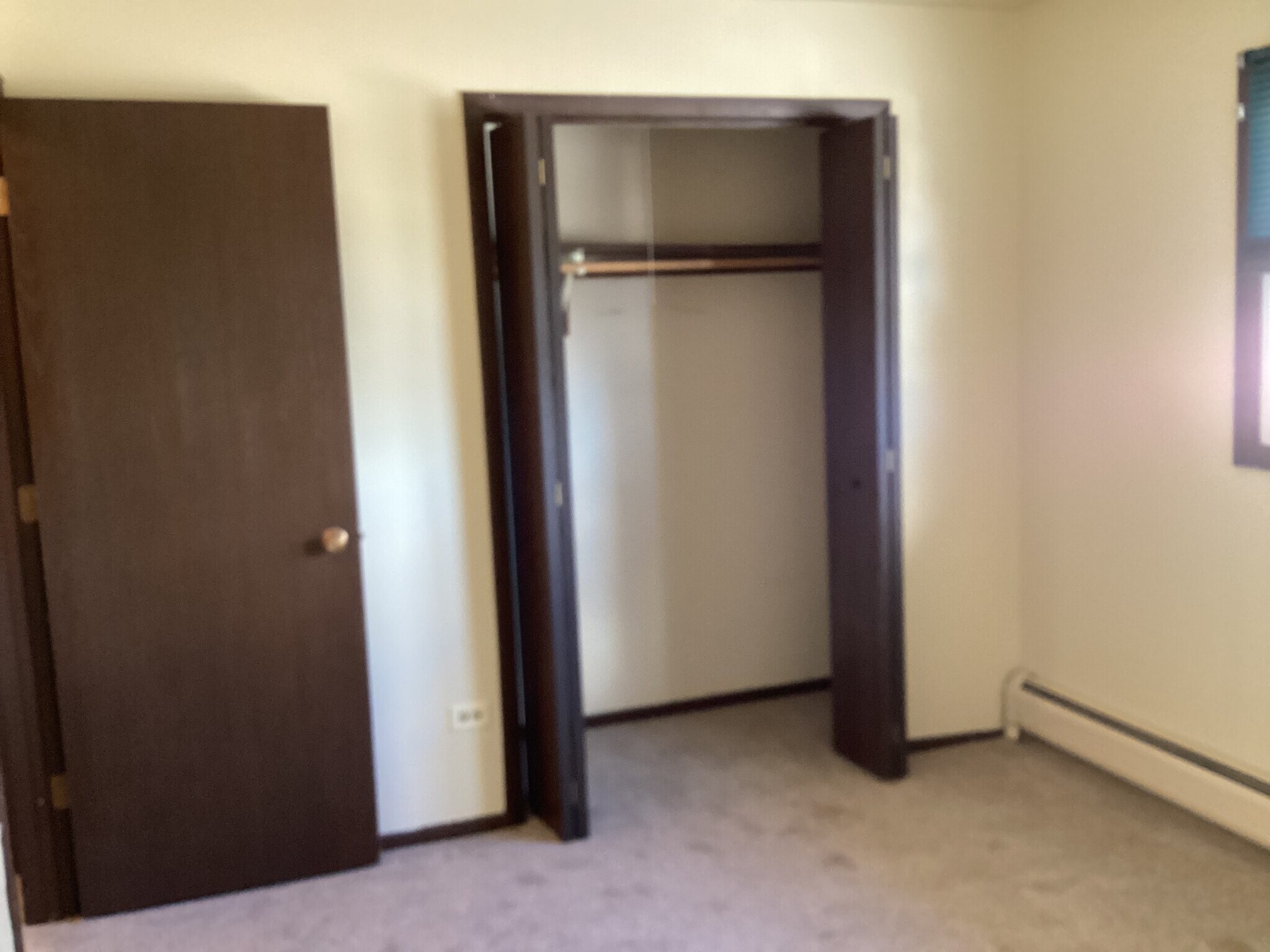 Building Photo - 9839 Ridgeland Ave