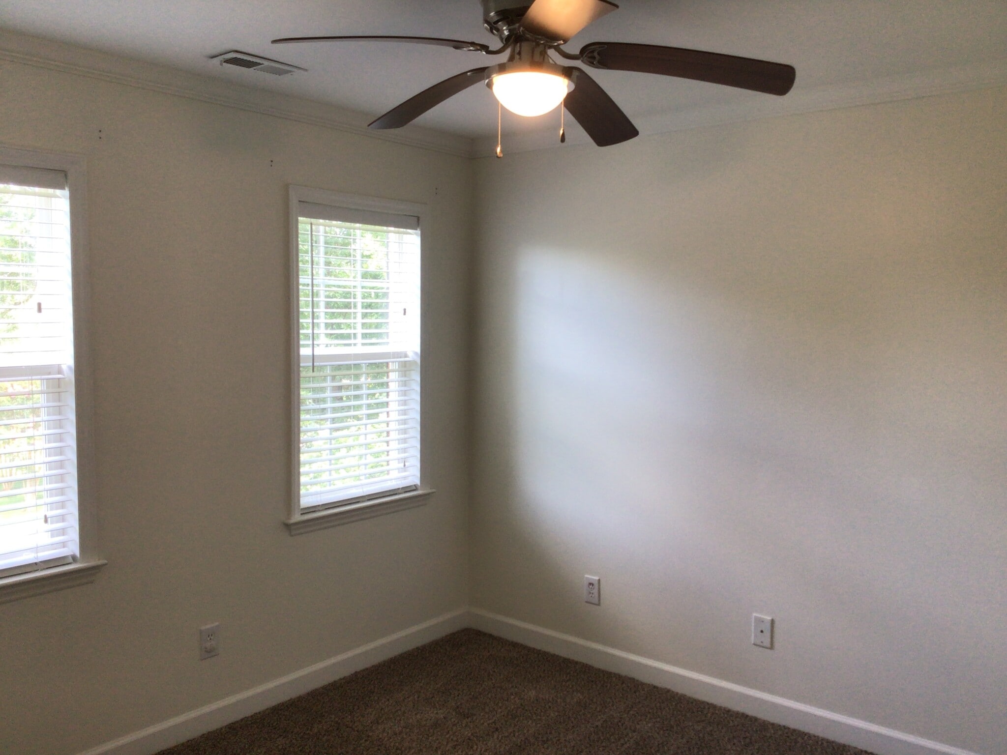 Building Photo - 4130 Leinbach Dr