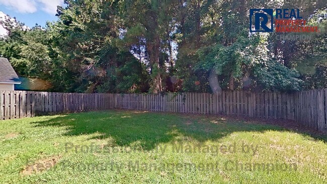 Building Photo - 3 BD/2BA Home in Azalea Trace w/Fenced Backyard and Exciting Updates Underway!