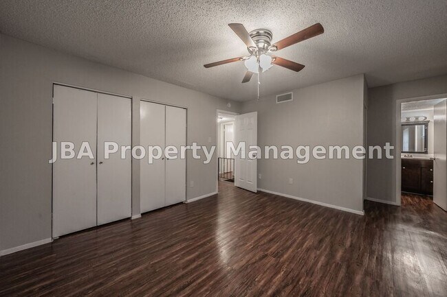 Building Photo - 1770 Farleigh Ct