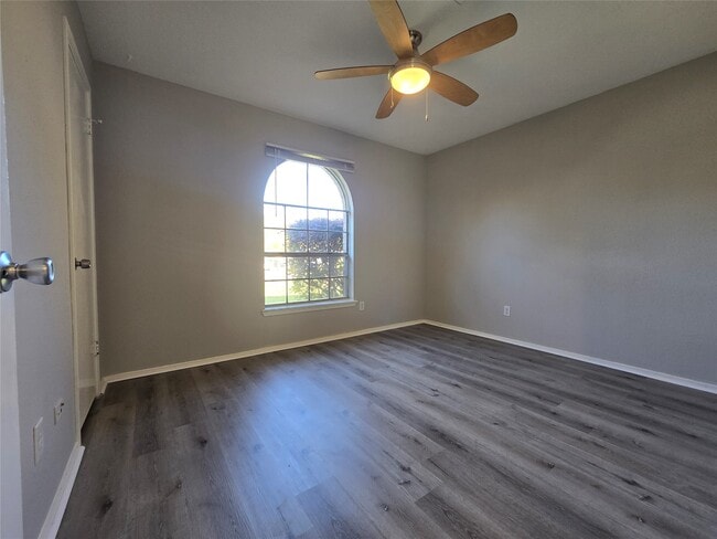 Building Photo - 22027 Rockgate Dr