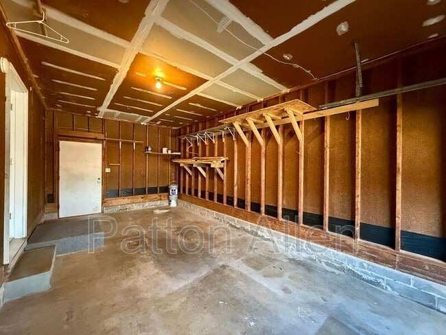 Building Photo - 12 W Haith Dr