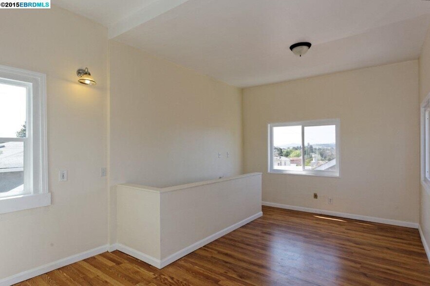 Bedroom - 946 Sonoma St
