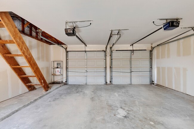 Building Photo - 1714 Timber Ridge Dr