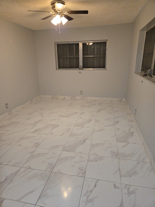 Building Photo - 1380 NW 43 Terrace