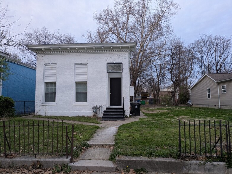 Building Photo - 2319 W Muhammad Ali Blvd