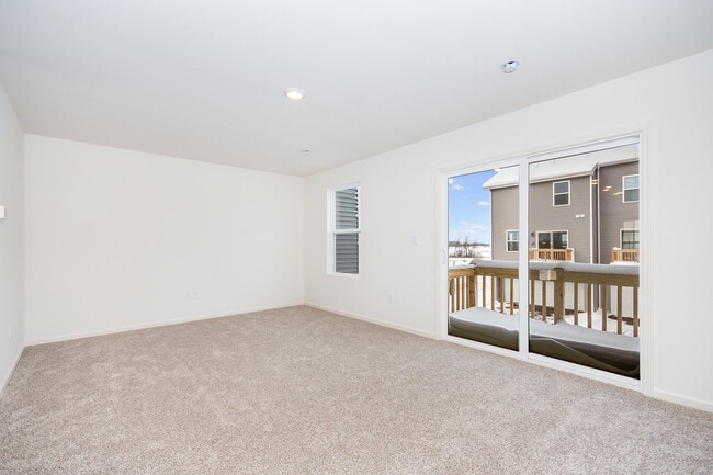 Building Photo - 1455 Yosemite Way