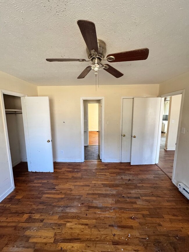 Building Photo - 132 Woodland Ave