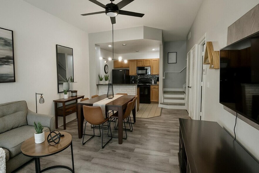 Building Photo - 2221 San Vittorino Cir