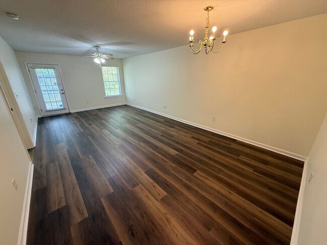 Building Photo - 6-4 Pintail Ct