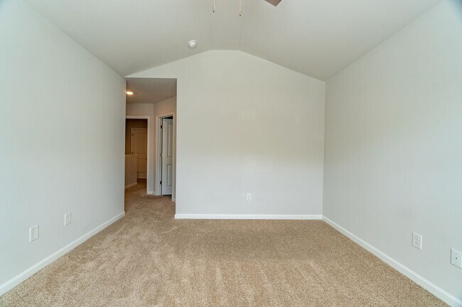 Building Photo - 3717 Nathans Wy