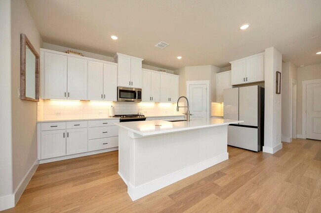 Building Photo - 4720 Smokey Quartz Ln