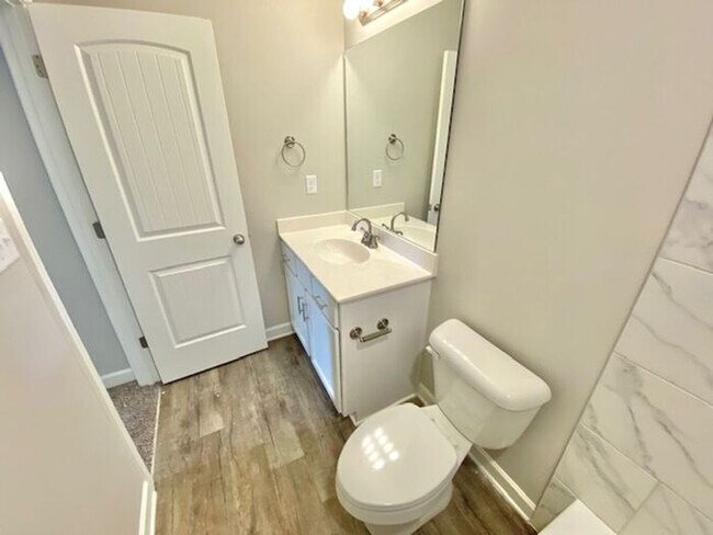 Building Photo - Now Leasing a 4-bedroom 2.5 bath home in Walls, Mississippi at Mallard Park