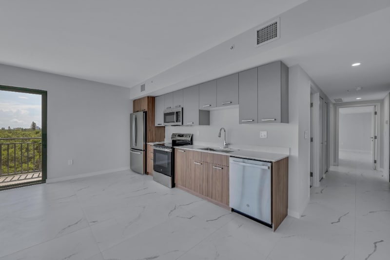 Building Photo - 840 NE 130th St