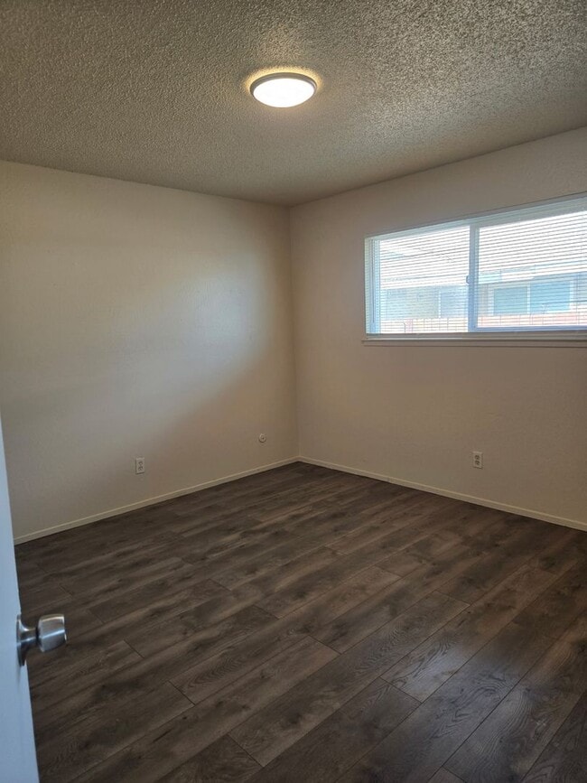 Building Photo - 7900 Loucreta Dr