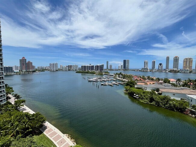 Building Photo - 6000 Island Blvd