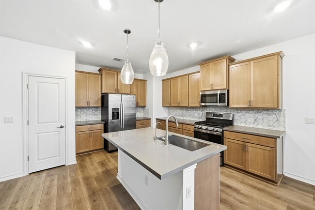 Building Photo - 2907 Tavern Dr