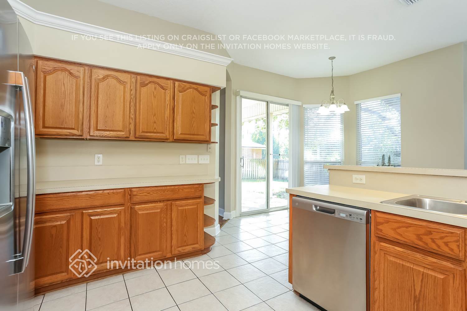 Building Photo - 538 New Brunswick Terrace