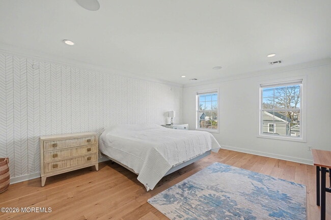 Building Photo - 25 Catherine St