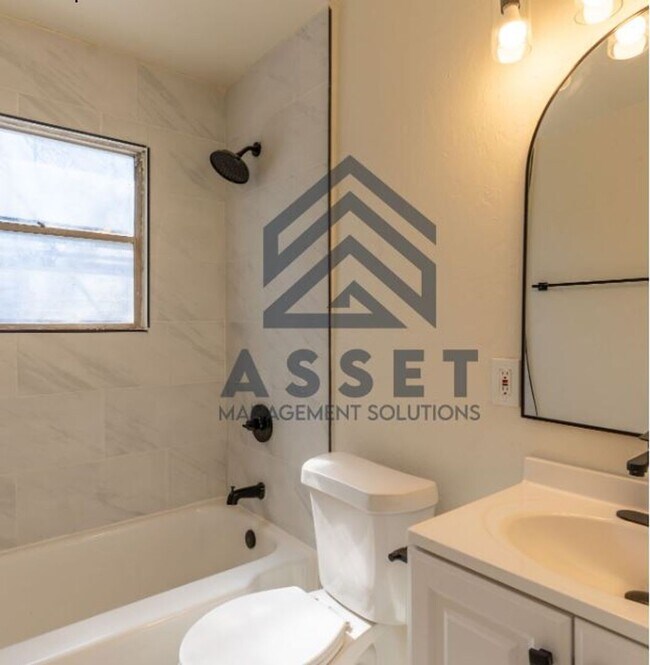 Building Photo - 3 Bedroom Rent to Own Home Available For Lease & Rent to Own!