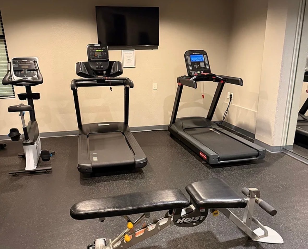 Free use of gym facility - 1970 Columbia St