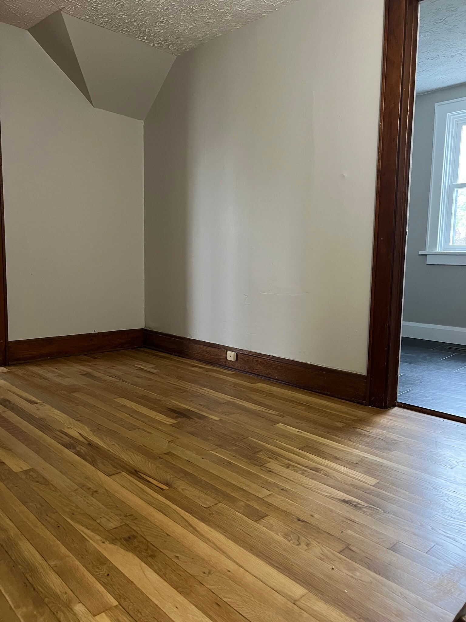Common area at the top of the steps - 64 E Dodridge St