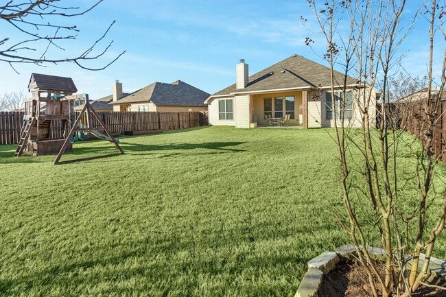 Building Photo - 605 Coventry Dr